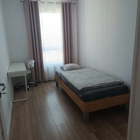 Nowoczesny I Komfortowy Przy Ulicy Kurpiowskiej Blisko Centrum Miasta *