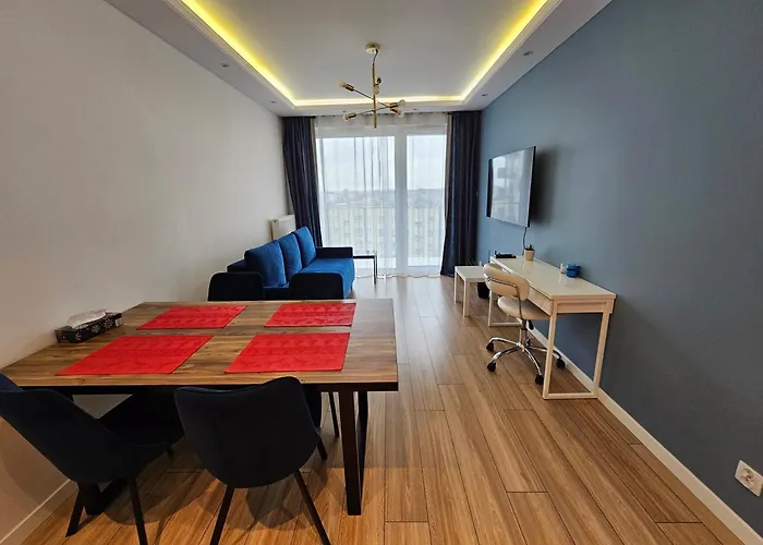 Nowoczesny I Komfortowy Przy Ulicy Kurpiowskiej Blisko Centrum Miasta Lägenhet